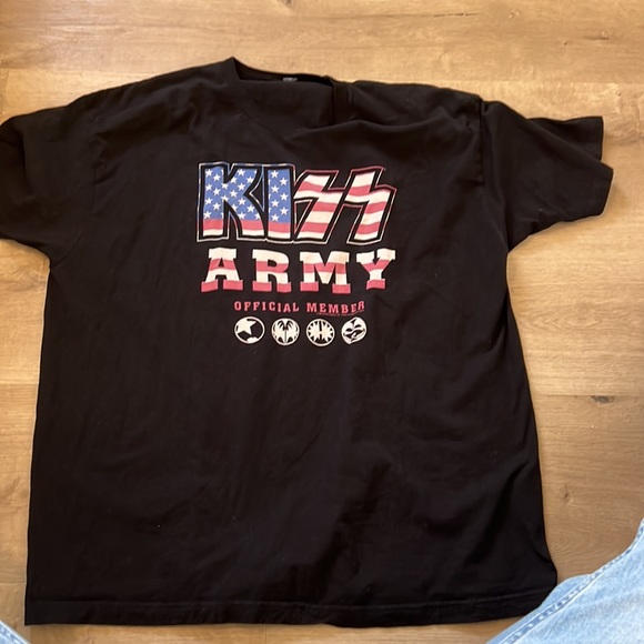 Other - vintage kiss t shirt